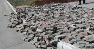 Демонтаж тротуарной плитки Советская Гавань, цена от 2998 руб.